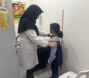 معاینه پزشکی مدرسه ثنای ایرانی